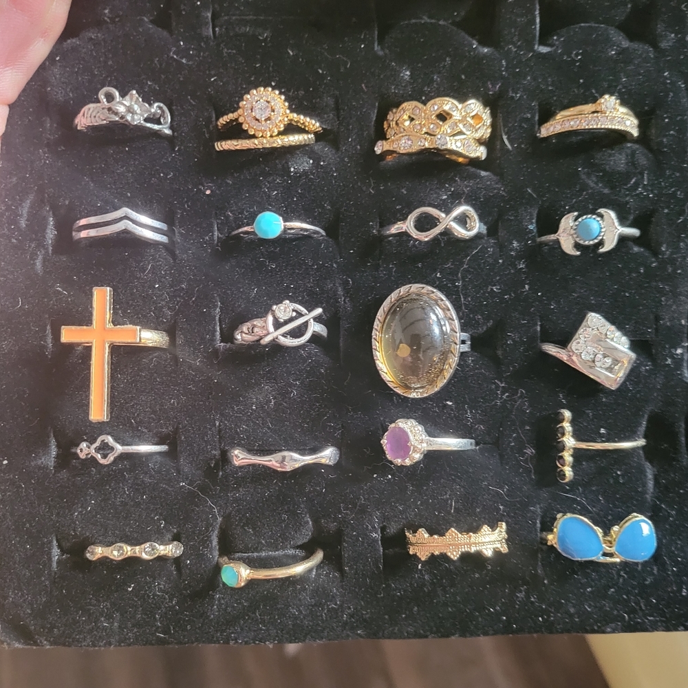Ring lot #16